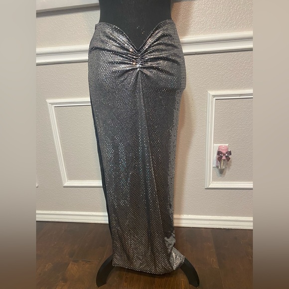 Metallic Evening Skirt - Picture 6 of 14